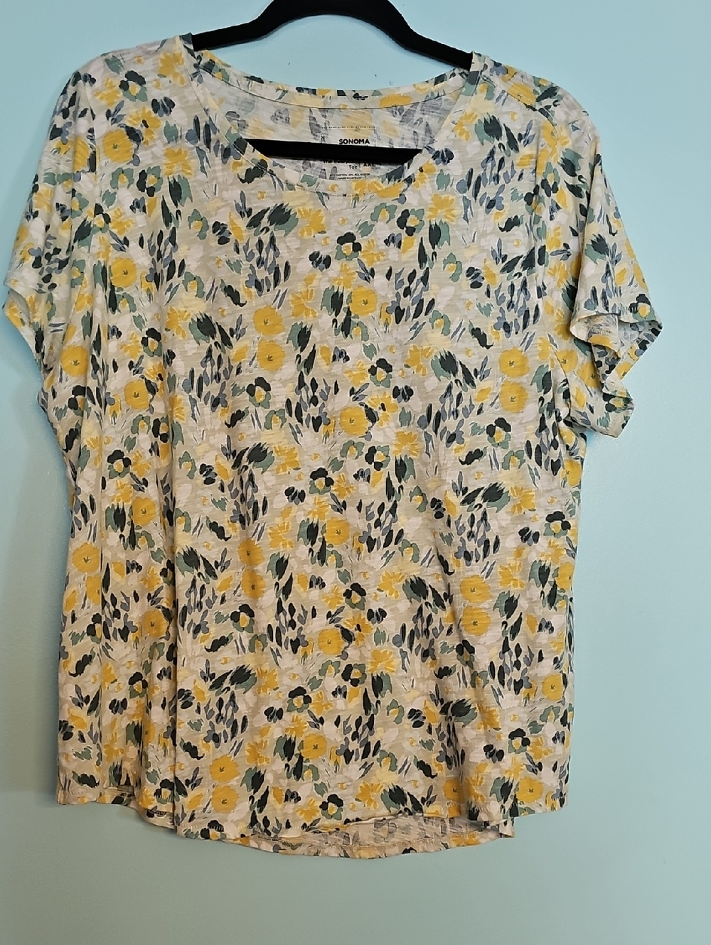 Sonoma Yellow Floral Short Sleeve Tee with Green Leaves
